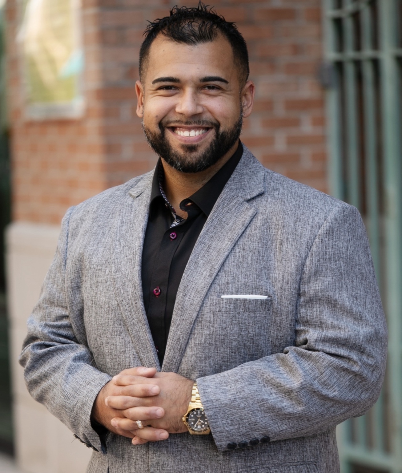 Jose Robles headshot